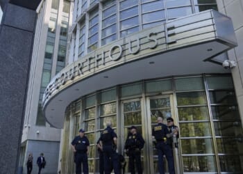 Federal courts prepare employee furloughs as government shutdown bites judicial system