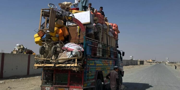 Pakistan, Afghanistan pledge to respect ceasefire after more than a week of deadly fighting