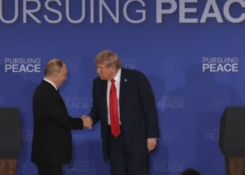 Trump-Putin meeting on hold, despite talk of Budapest summit