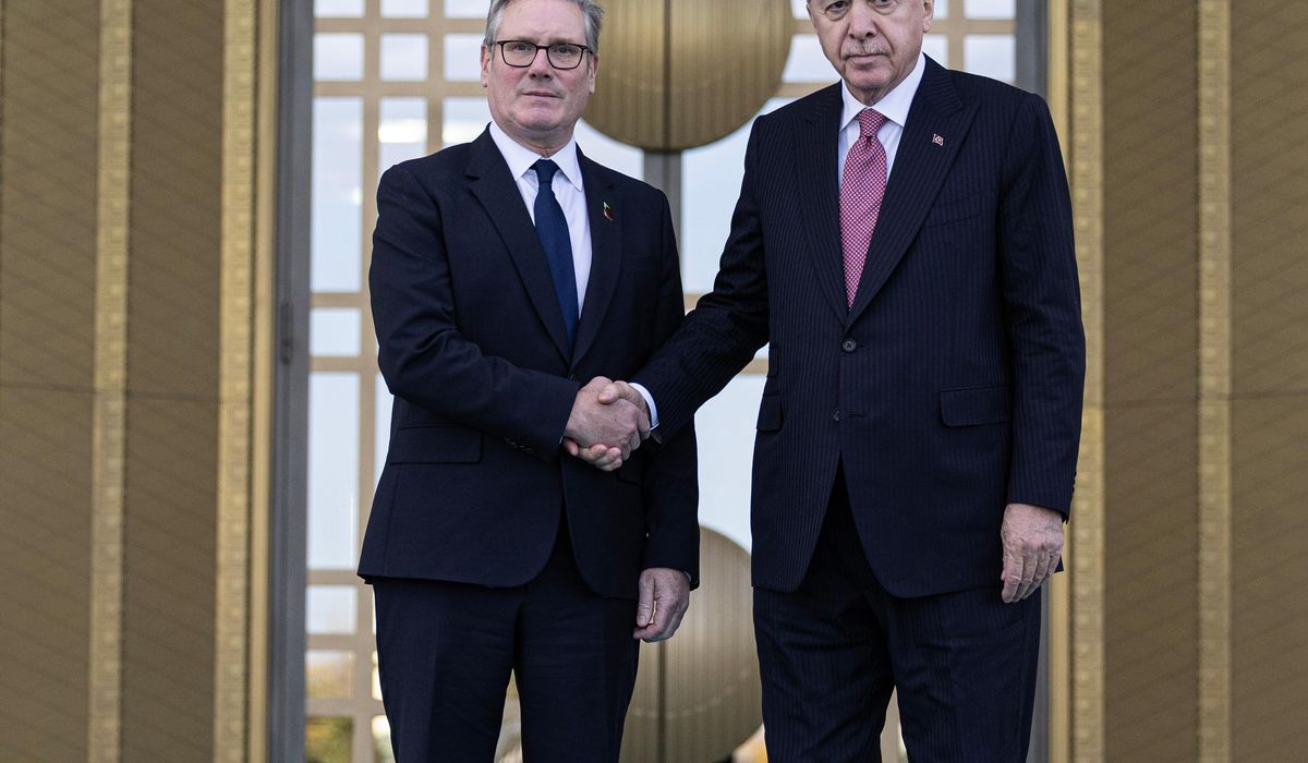 British Prime Minister Keir Starmer arrives in Turkey to discuss Eurofighter jet deal
