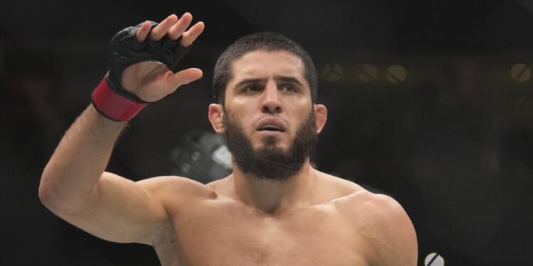 Islam Makhachev, Ilia Topuria lobbying to headline UFC's W.H. event