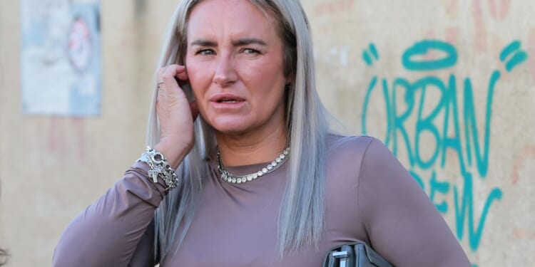 Pregnant British teen may get 2 years in Georgia prison for drug smuggling after plea deal