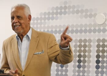 Doug Wilder, America's first Black governor, backs scrapping Virginia's redistricting commission