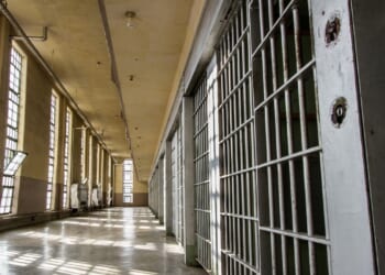 Washington state man accused of murder mistakenly released from California jail