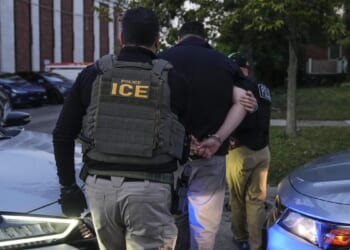 Chicago declares 'ICE-free' zones as city escalates feud with Trump