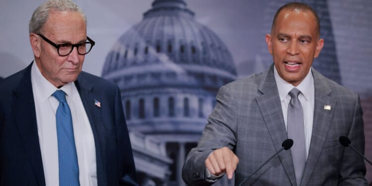 Conservatives Assail Dems Over Shutdown