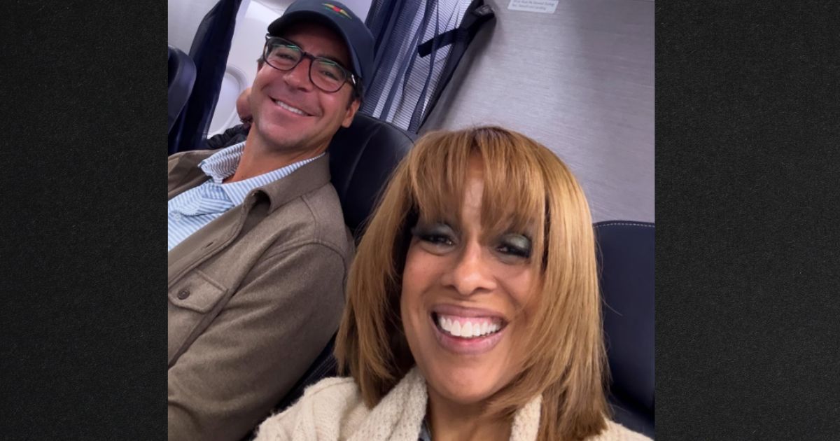 Fox host Jesse Watters and CBS host Gayle King found themselves sitting next to each other on a recent flight.