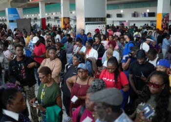 Aid efforts struggle to bring relief to parts of hurricane-stricken Jamaica