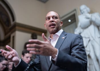 Hakeem Jeffries backs Zohran Mamdani for New York mayor, but says he's not the party's future