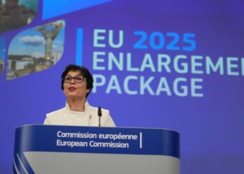 EU praises Ukraine reforms and warns Serbia and Georgia in progress reports