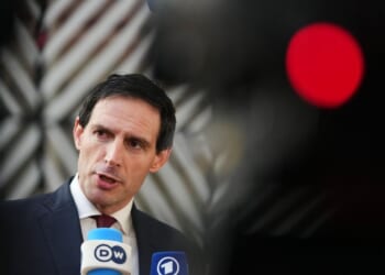 EU agrees on new emissions targets before worldwide climate summit in Brazil