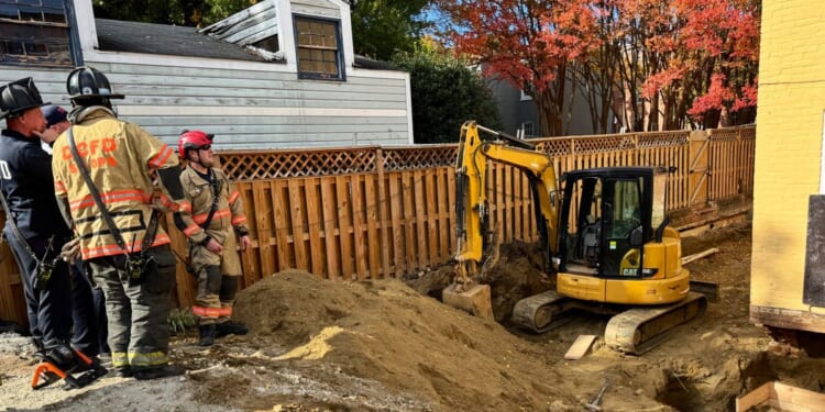 Worker hospitalized with serious injuries after Northwest D.C. home collapses