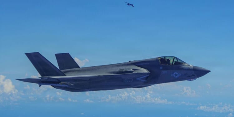 U.S. increasing military footprint in Puerto Rico amid tension with Venezuela