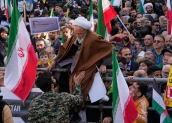 U.S. operations against Iraq in Gulf War can offer hints about dealing with Iran, say analysts