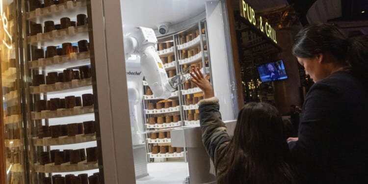 U.S. employers announced most October layoffs in 22 years: Report