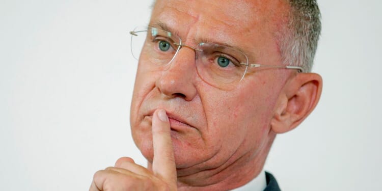 Weapons cache linked to Hamas discovered in Vienna by Austria's intelligence service