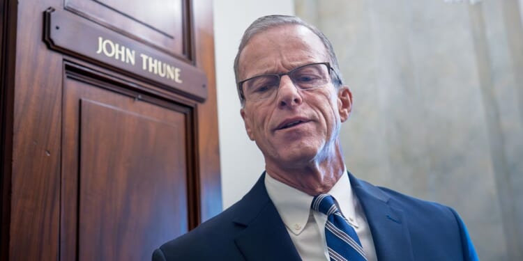 Talks stall on ending shutdown, as Senate to vote again on paying federal workers