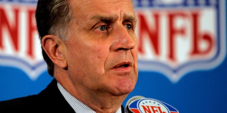 Tagliabue, NFL commissioner of 17 years who led an era of riches and expansion, dies at 84