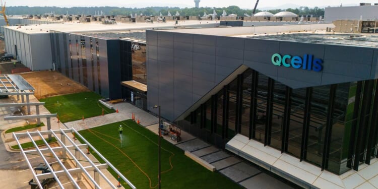 South Korean solar firm cuts pay and hours for Georgia workers as U.S. officials detain imports