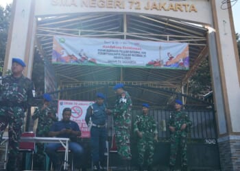 An Indonesian teen suspected in mosque attack built bombs alone at home, police say