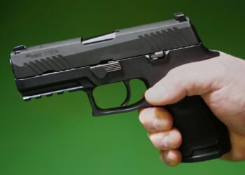 Veteran fatally shoots naked attacker outside Los Angeles home