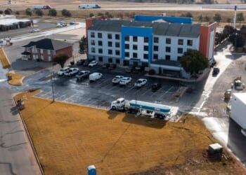 Dozens sick amid evacuations after ammonia gas leak from tanker truck in Oklahoma