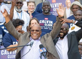 A New Orleans man who had his murder conviction tossed wins election as city's chief record keeper