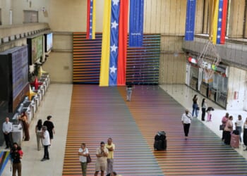 Airlines cancel flights to Venezuela after FAA warns of worsening security, military activity