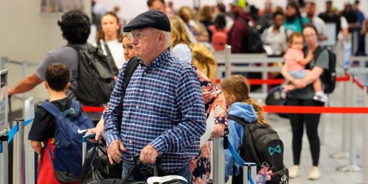 A guide to Thanksgiving travel following the government shutdown