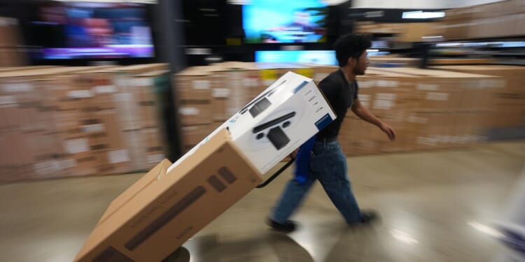 U.S. retail sales rise slightly in September, adding to months of big gains