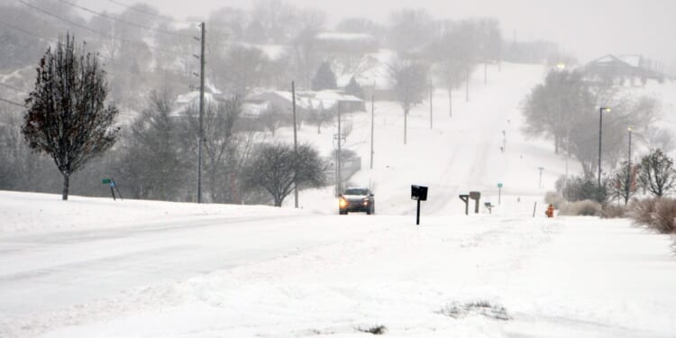 Rain, cold and snow in store for some Thanksgiving travelers