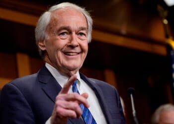 Markey Blocks Bill Ensuring Lawmakers Don’t Cash Paychecks