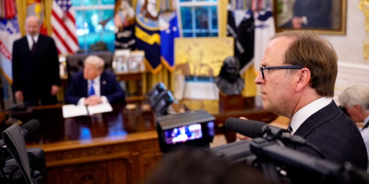 What Jonathan Karl’s Reporting Reveals About Trump