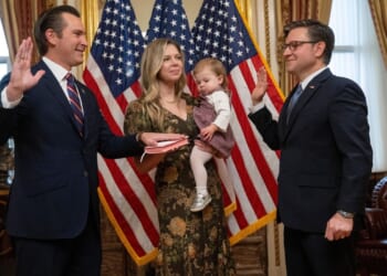 Republican Matt Van Epps is sworn in as House's newest member days after winning election