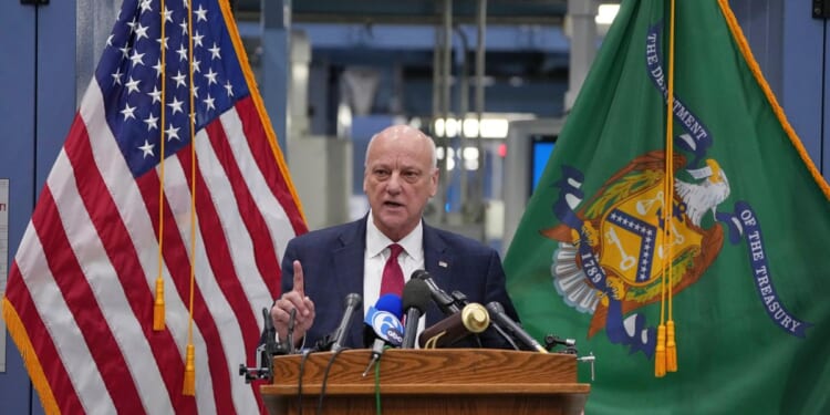 A look at coins commemorating 250th anniversary of American independence