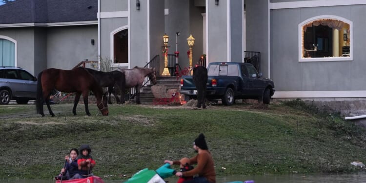 Frigid northern air pushes to U.S. South; Midwest also bracing for dangerous wind chills