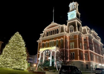 Fans of Hallmark holiday movies flocking to Connecticut's quaint filming locations