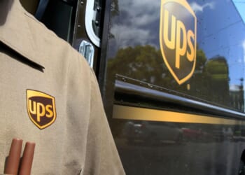 Purse pirates: UPS ripped off seasonal workers with unfair pay practices, lawsuit alleges