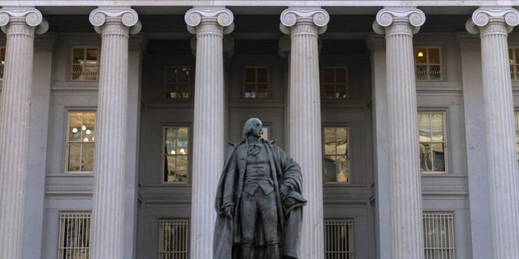 Iranian oil exports face new U.S. sanctions on shadow fleet operations