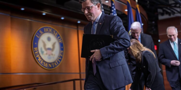 House Republicans strike an intraparty deal for an early 2026 vote on stock trading ban