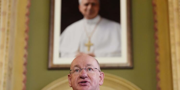 Pope Leo names archbishop of Westminster, shift in English-speaking hierarchy