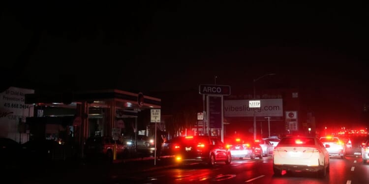 After massive outage in San Francisco, power restored to most