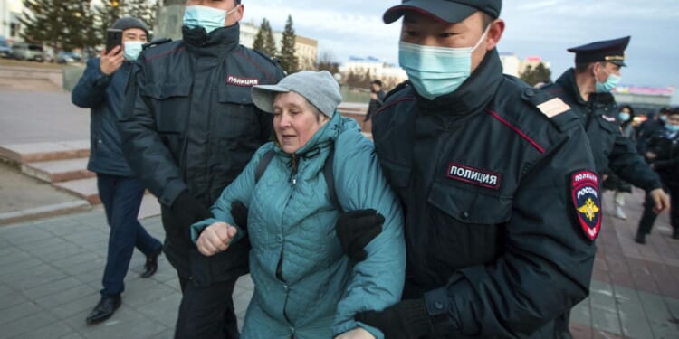 Russian ethnic minorities getting crushed in Ukraine war, say U.K. analysts