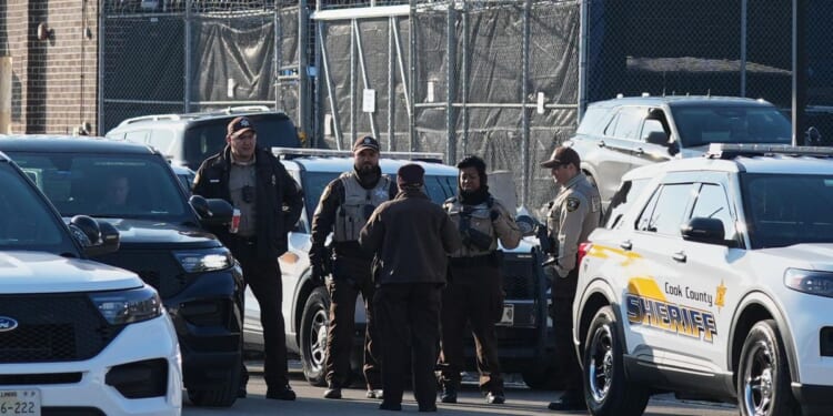 Supreme Court rules against Trump on deploying troops to Chicago