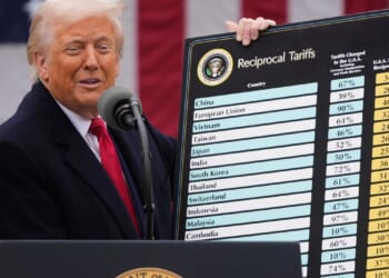 Trump pollsters say GOP must break through 'left-wing' media to win in 2026