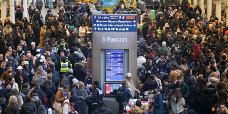 Channel Tunnel disruption affects vehicle shuttle and Eurostar between France and England