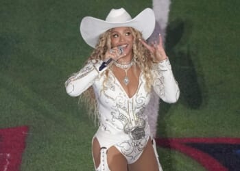 Pop star Beyonce now a billionaire, according to Forbes
