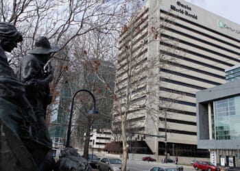 Lee Enterprises stabilizes finances with $50M investment led by billionaire David Hoffmann