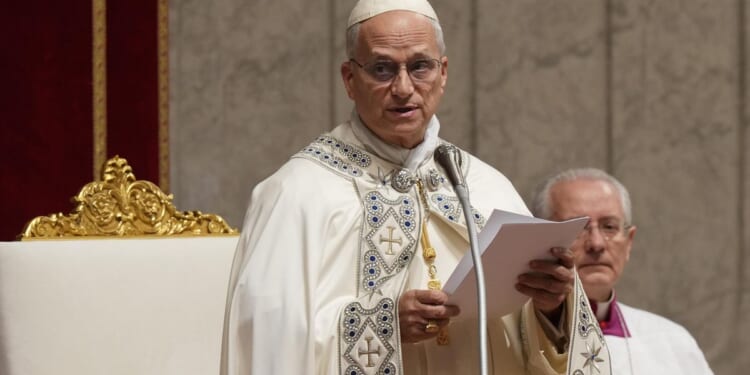 Pope asks that Rome welcome foreigners as he closes out 2025