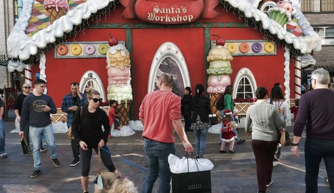 Borrowing to Give Misses the Point of Christmas – PJ Media